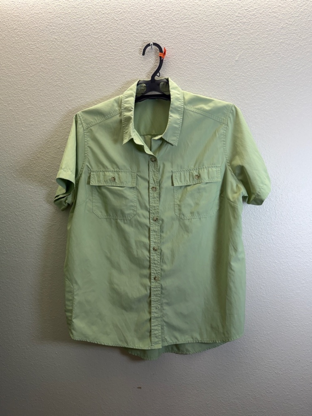 Eddie Bauer Pale Green Short Sleeve Button-Down Shirt